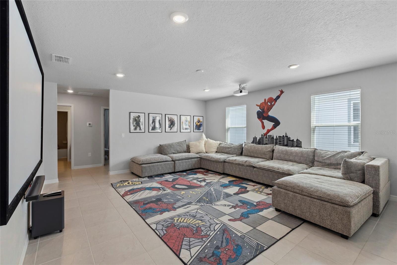 1877 SUMMER DR
