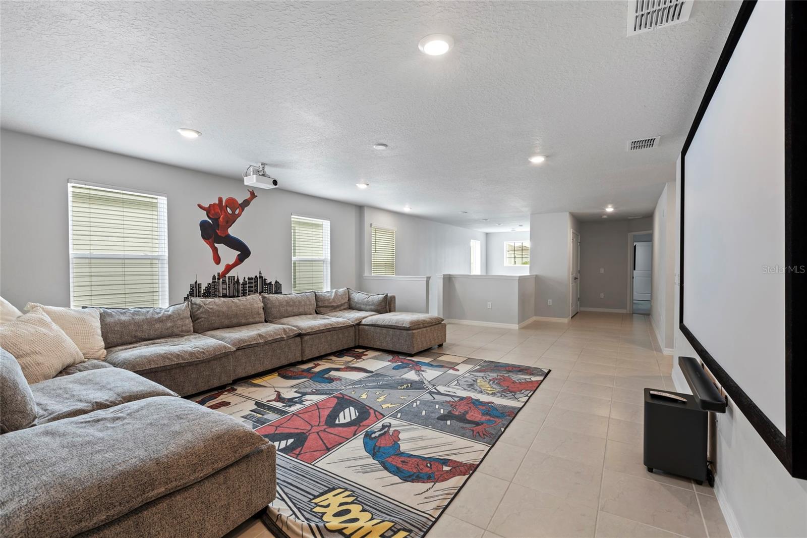 1877 SUMMER DR
