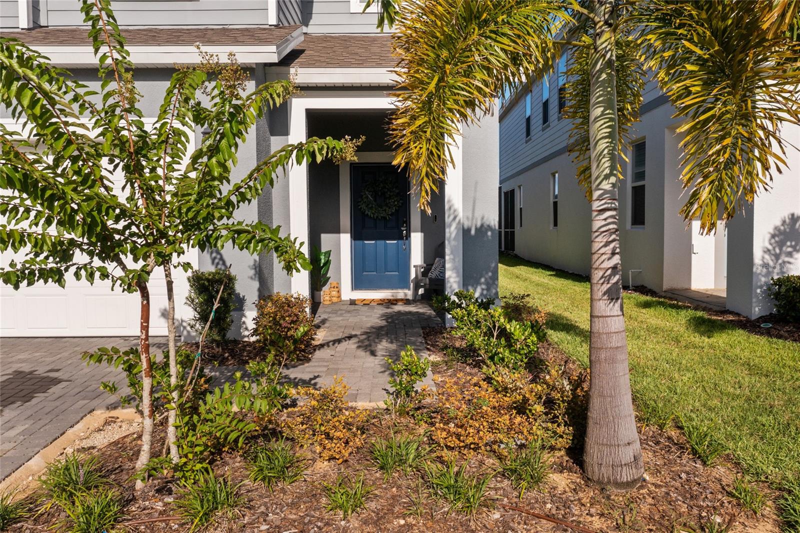 1877 SUMMER DR