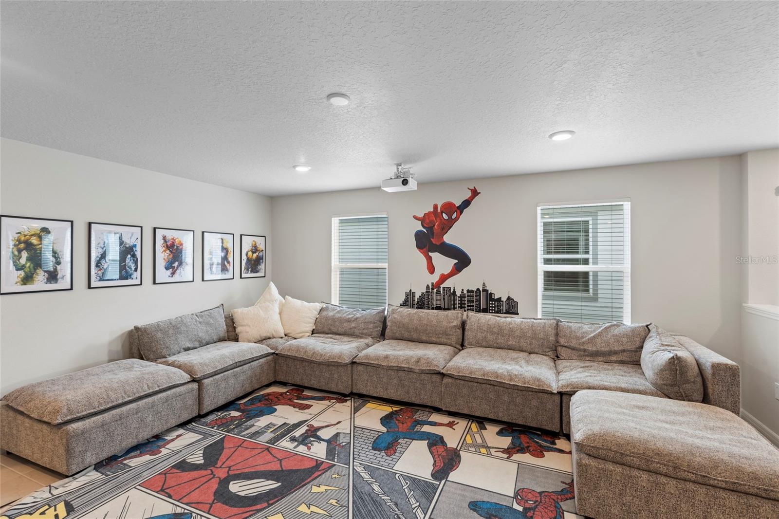 1877 SUMMER DR