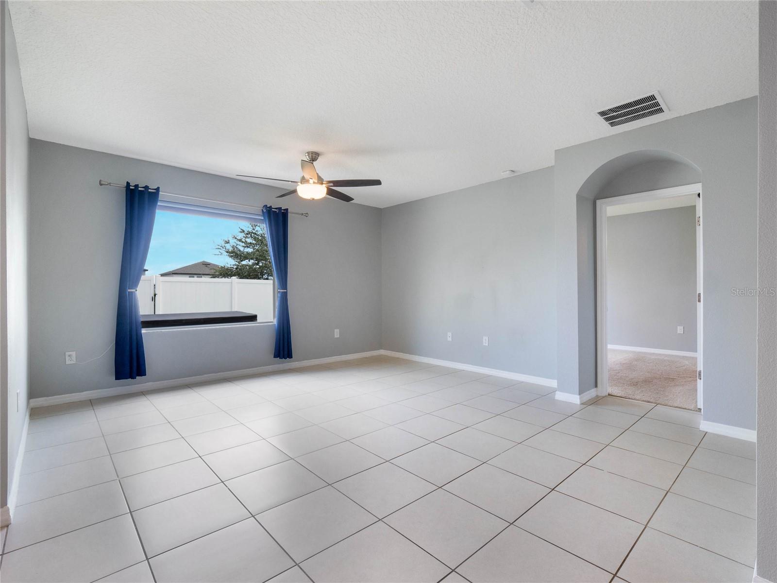 468 ABERDEEN DR