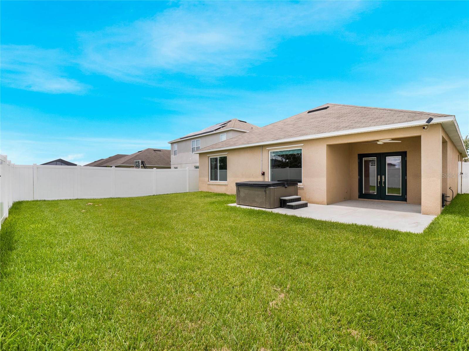 468 ABERDEEN DR