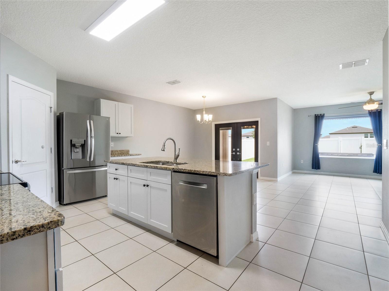468 ABERDEEN DR
