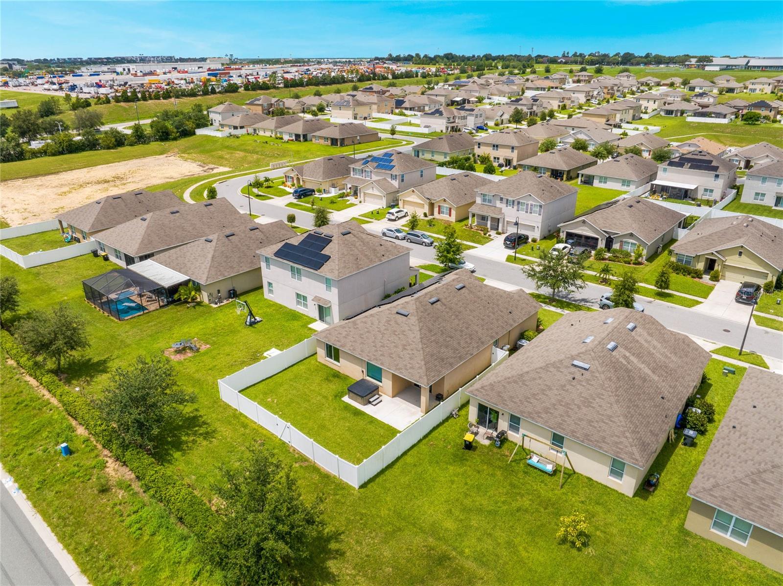 468 ABERDEEN DR