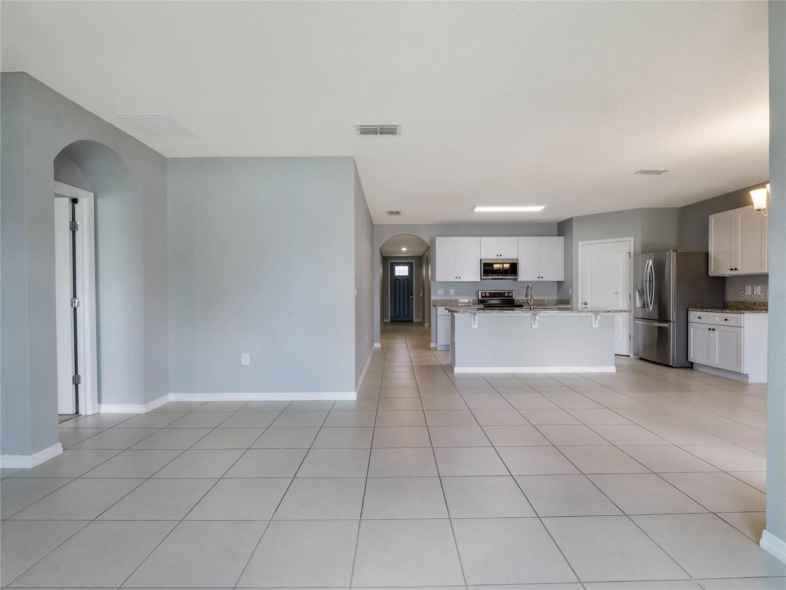 468 ABERDEEN DR