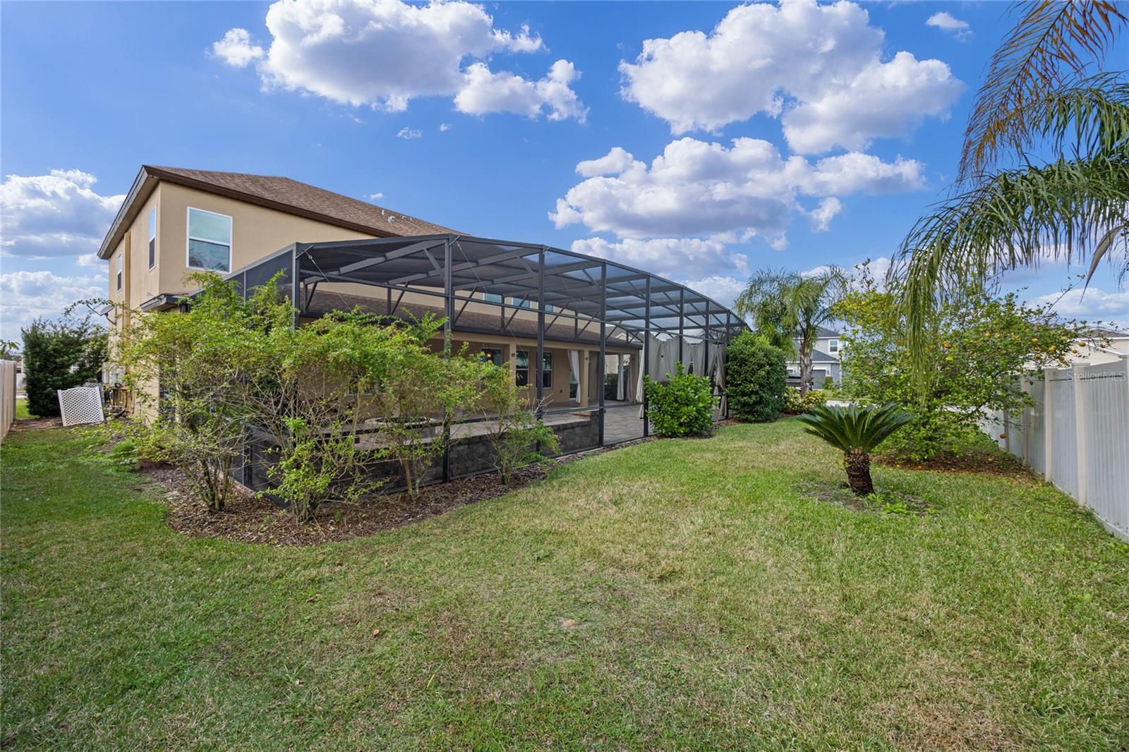 1827 PISGAH LN