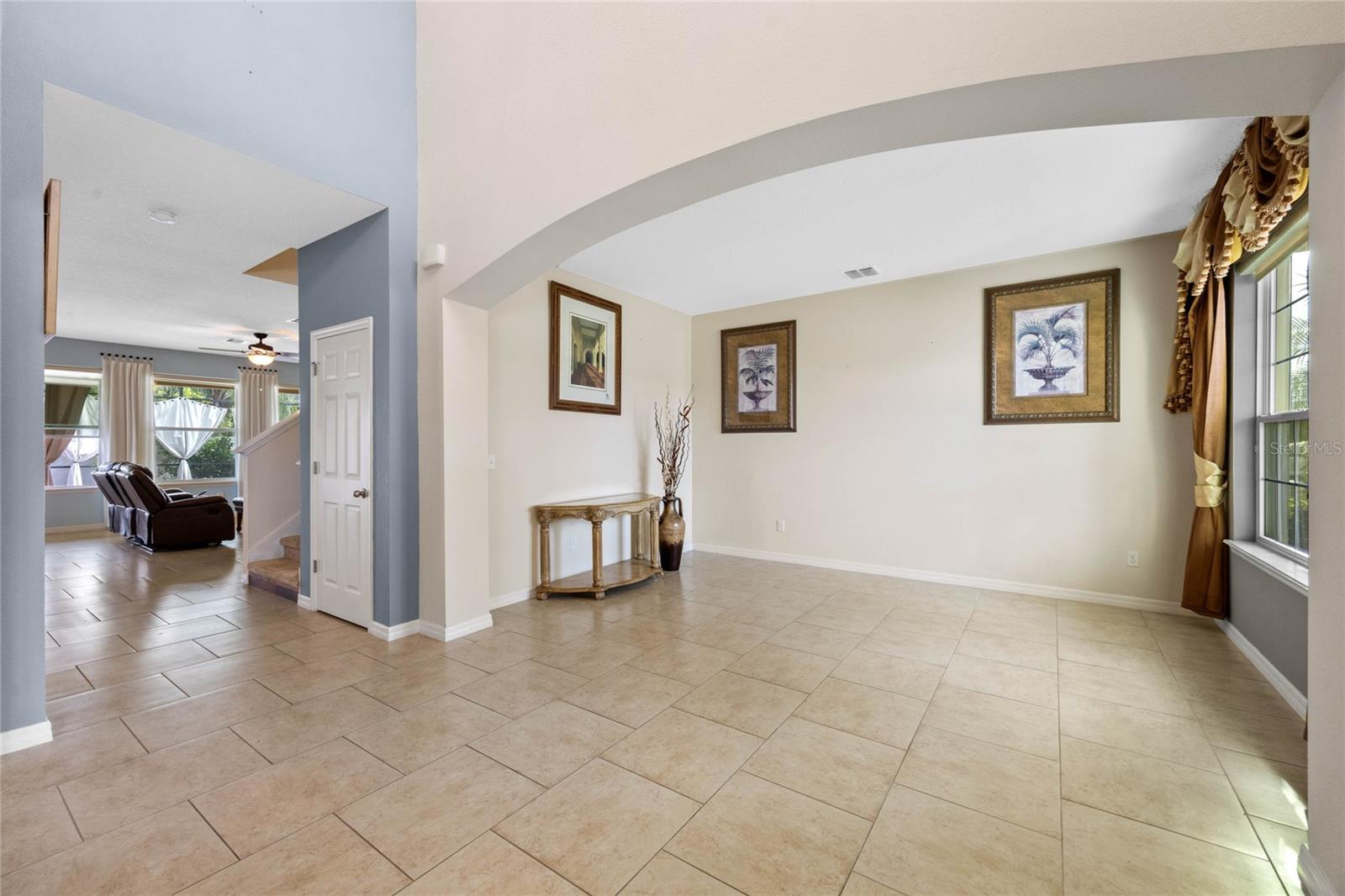 1827 PISGAH LN