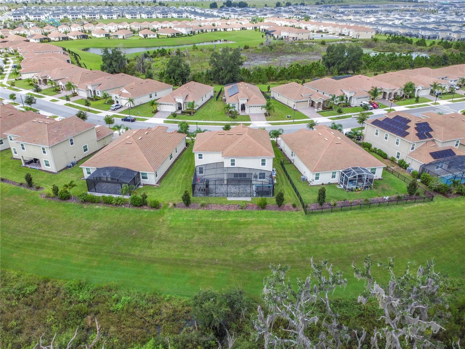 8886 FALLEN OAK DR