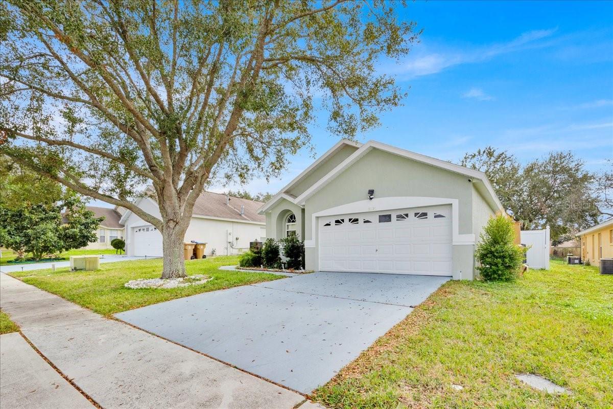 2627 ONEIDA LOOP