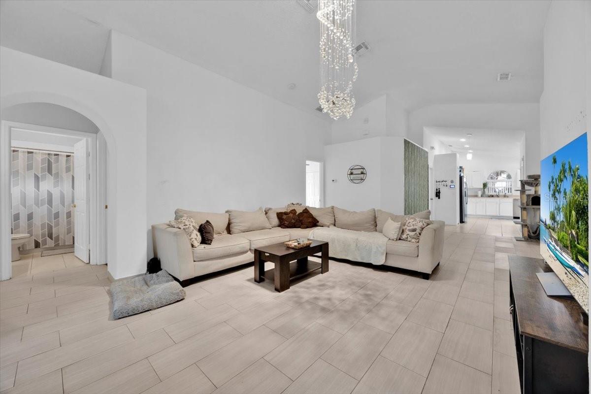 2627 ONEIDA LOOP