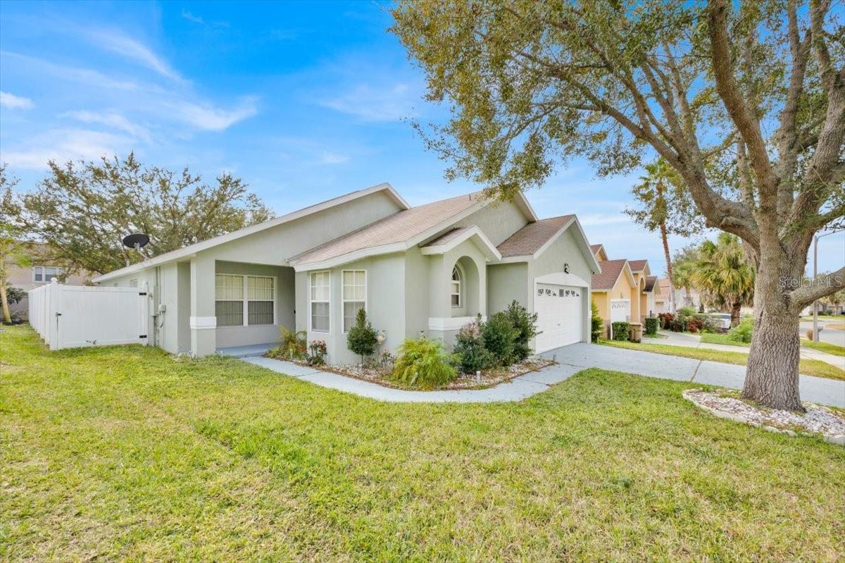 2627 ONEIDA LOOP