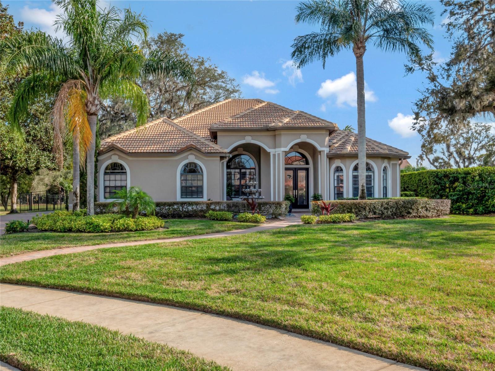 8585 CYPRESS RIDGE CT