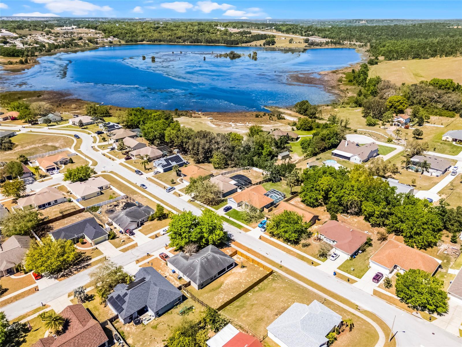 525 GENTLE BREEZE DR