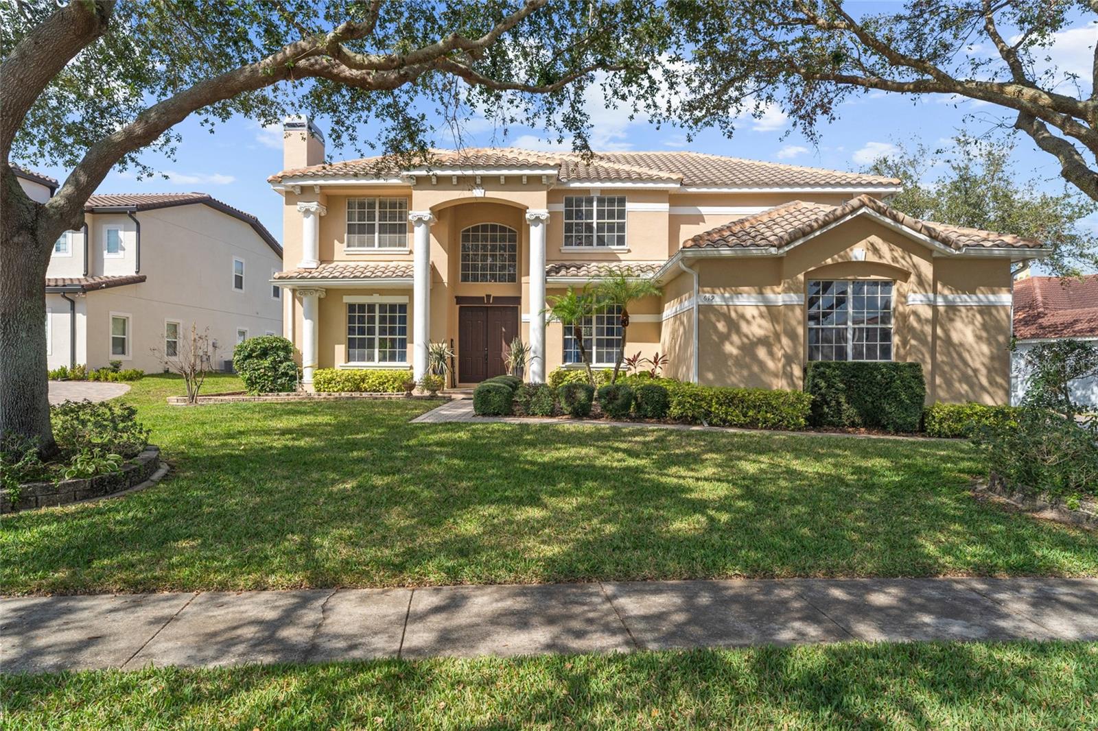 619 LARGOVISTA DR