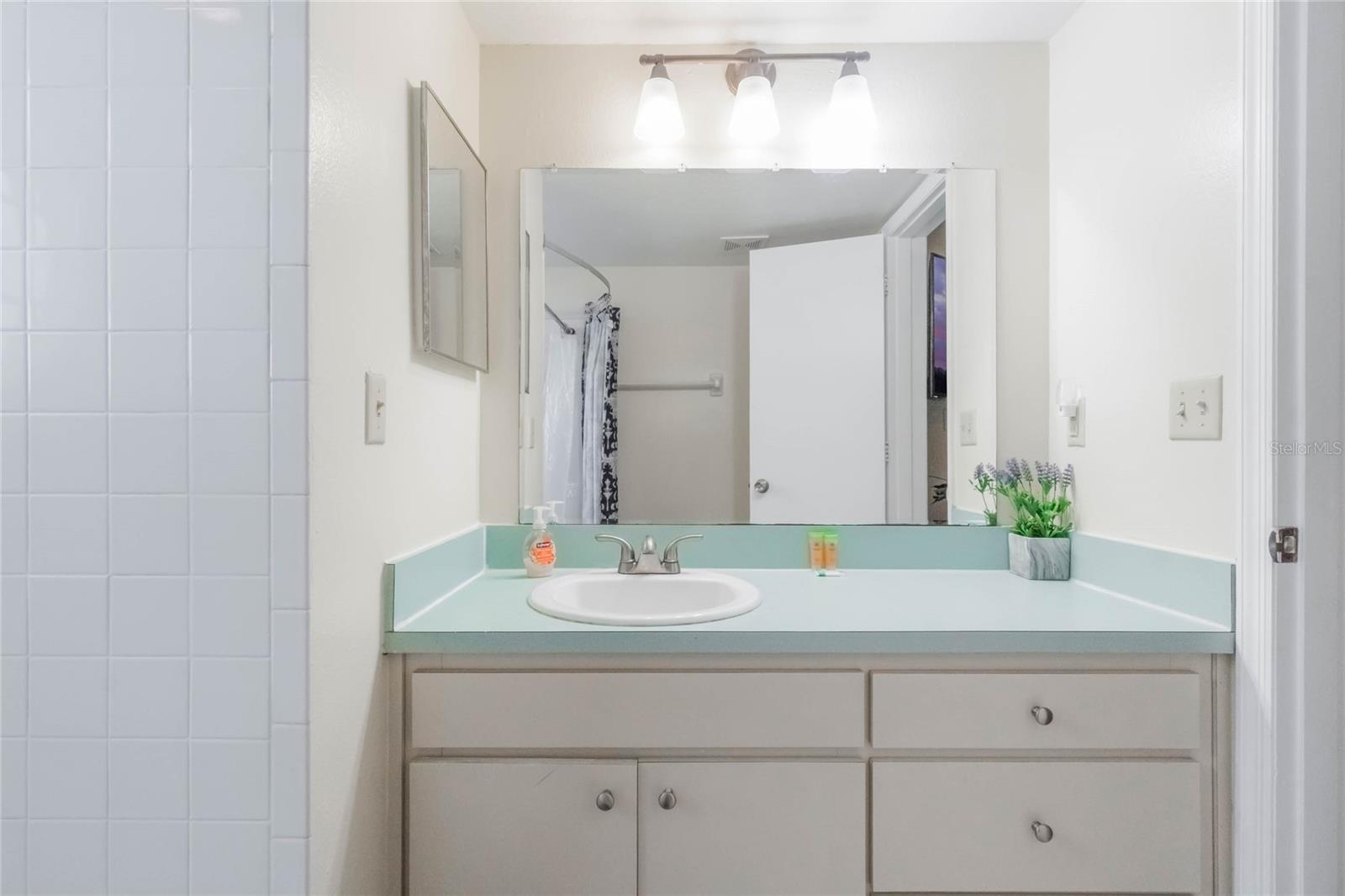 2047 ROYAL BAY BLVD #21