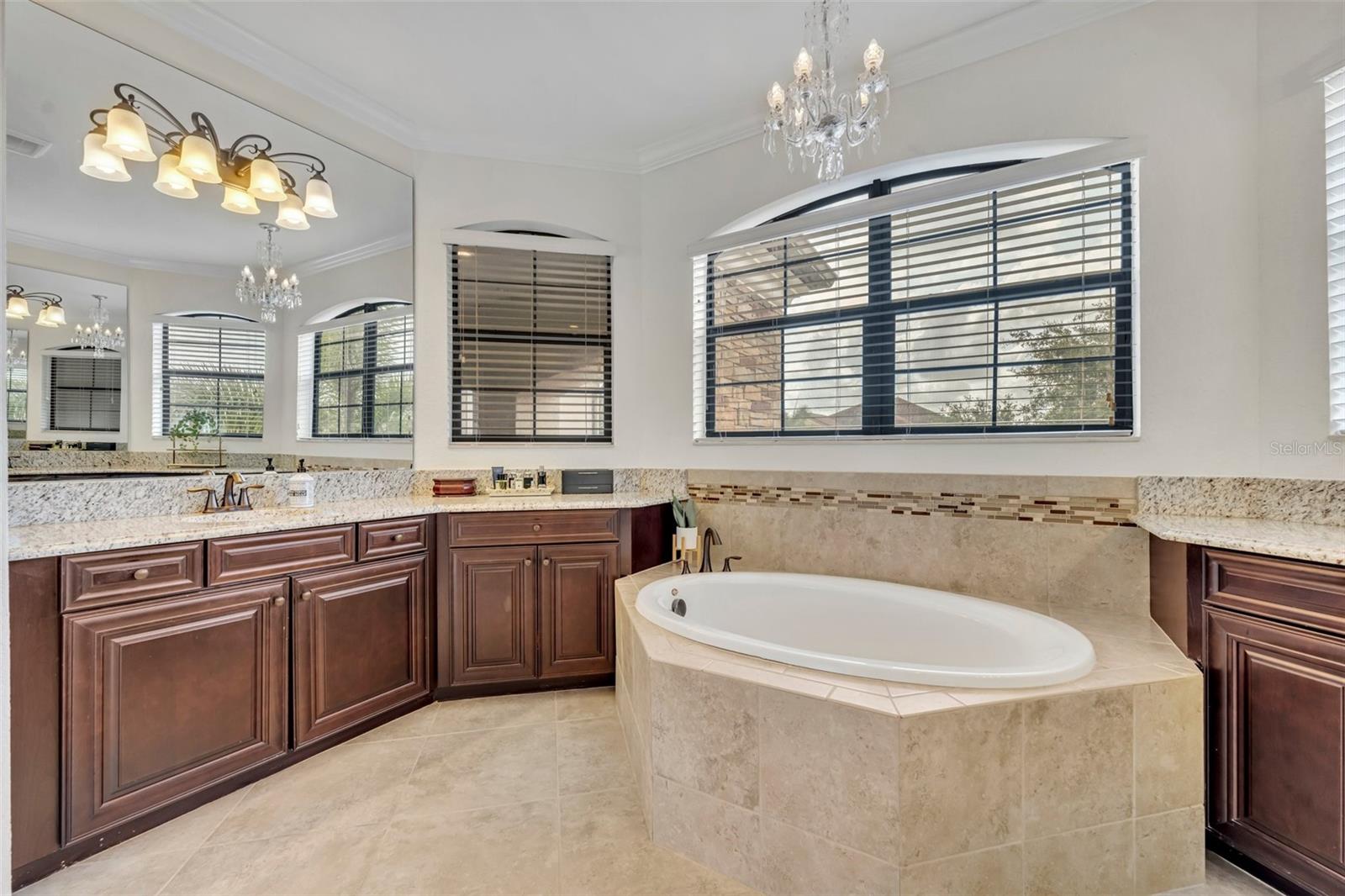 5531 ARNIE LOOP