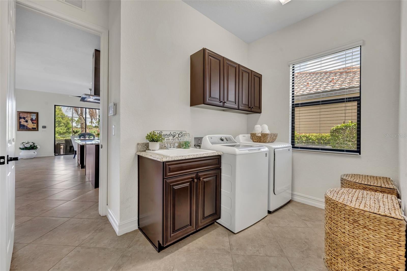 5531 ARNIE LOOP