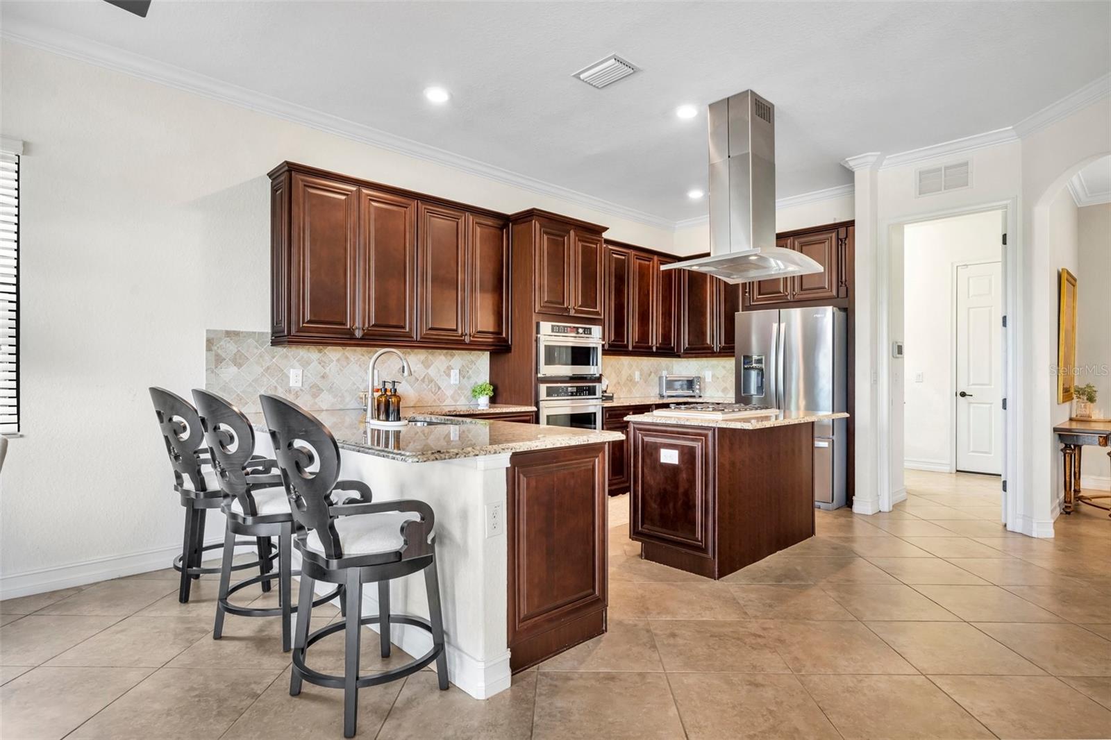 5531 ARNIE LOOP