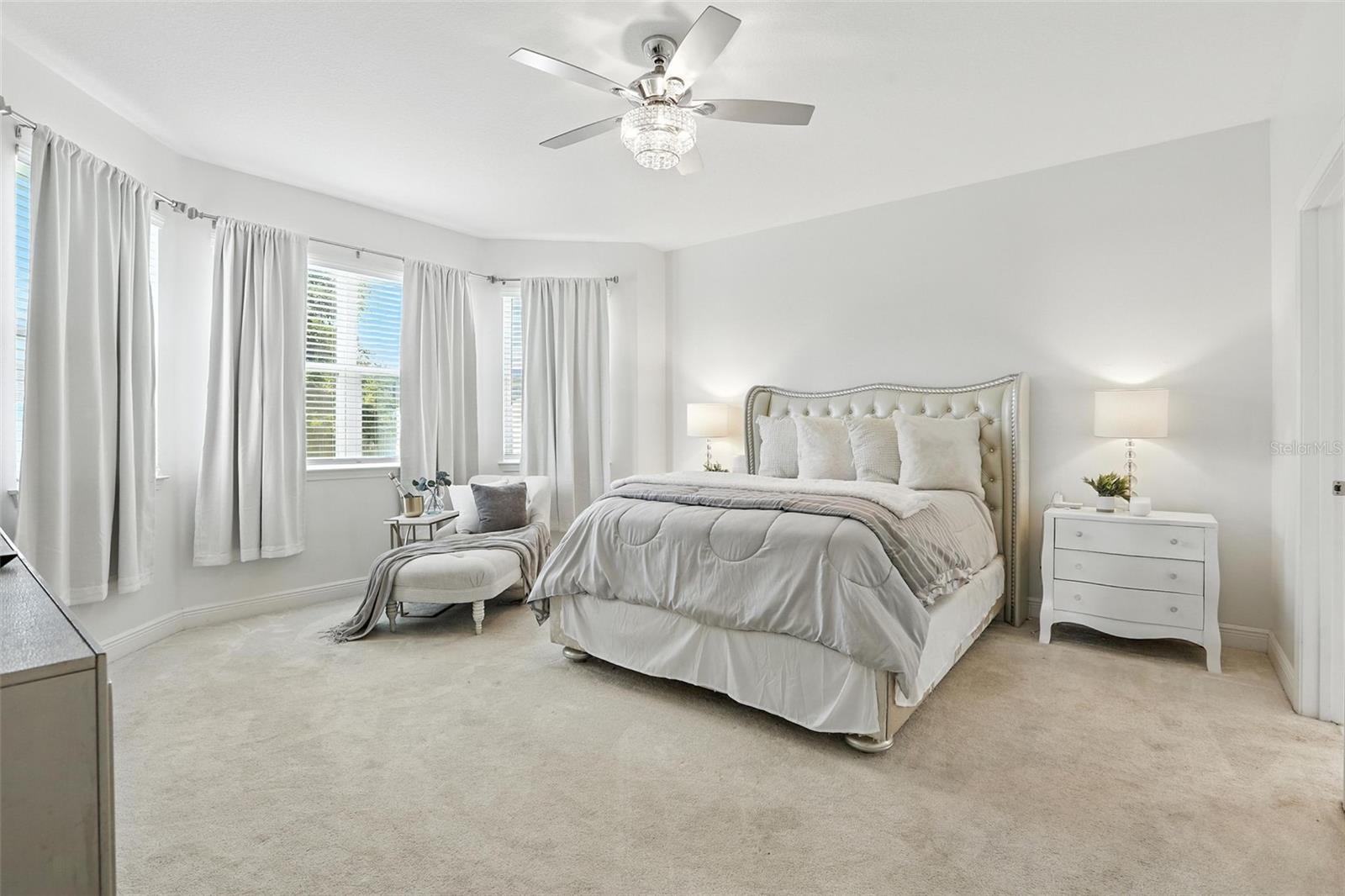 5314 GOLDEN APPLE DR