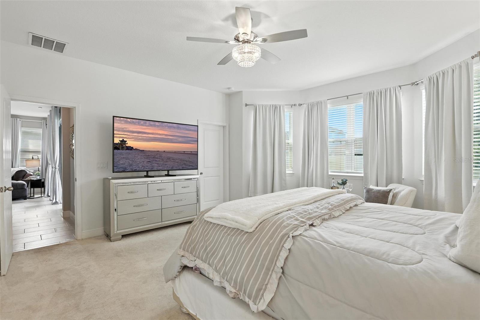 5314 GOLDEN APPLE DR