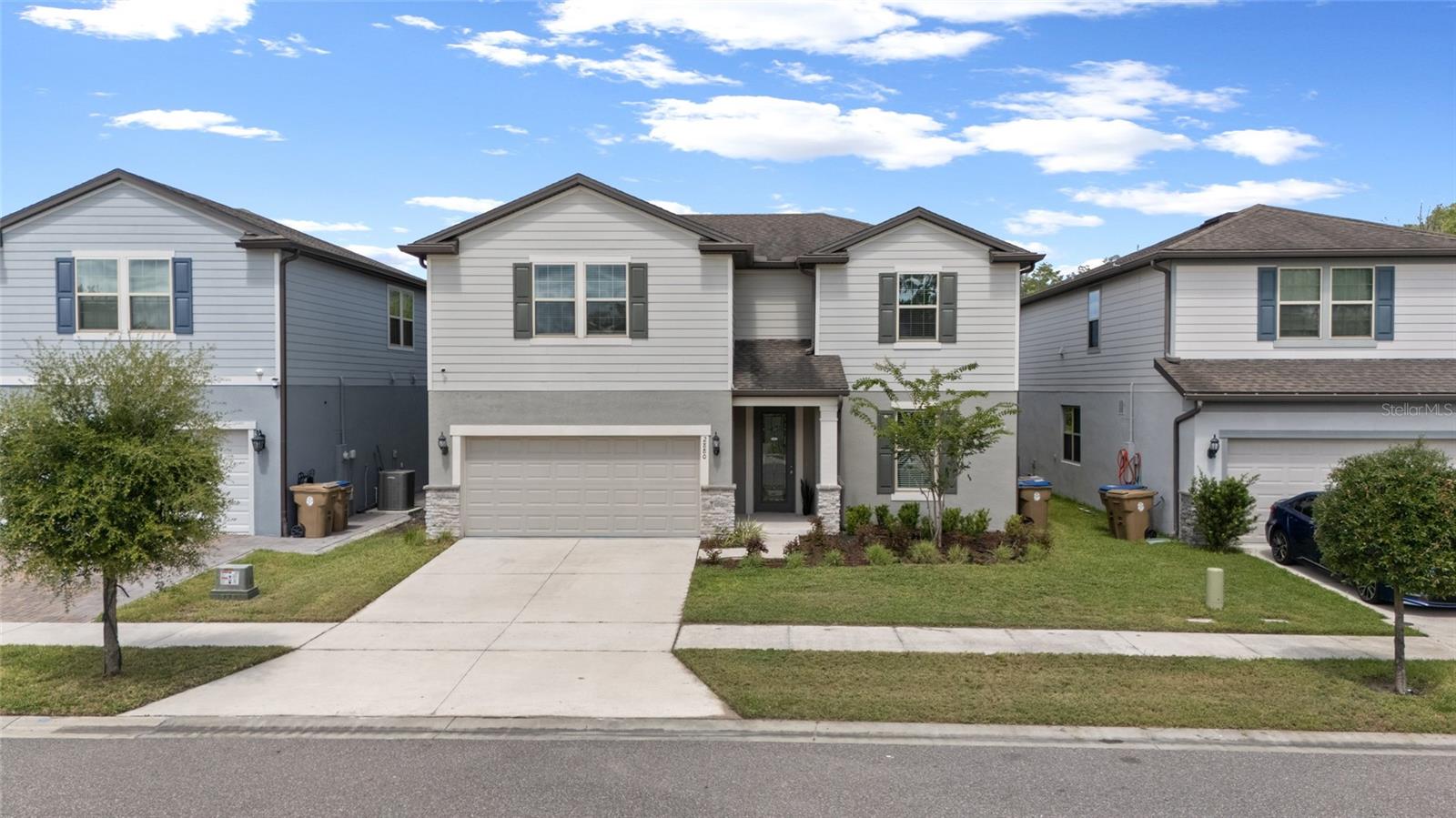2880 E LAKE POINTE DR