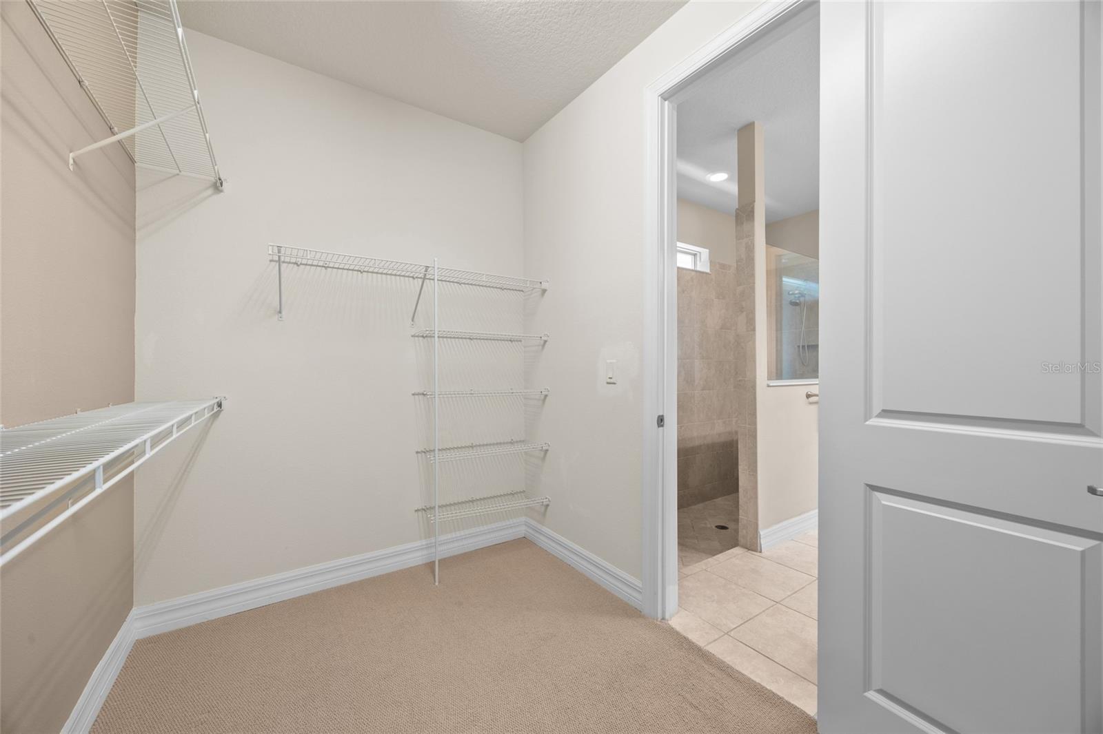 2880 E LAKE POINTE DR