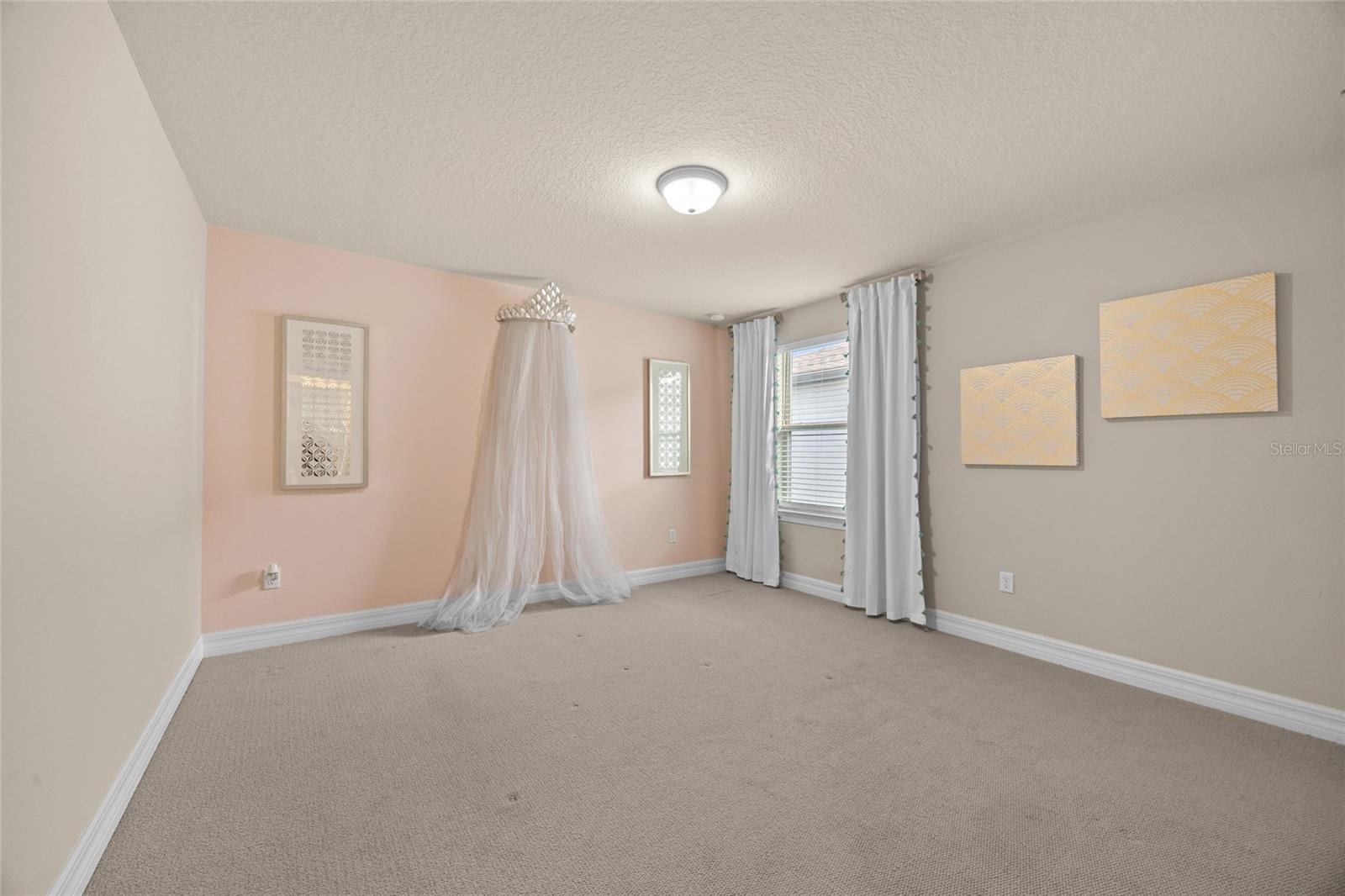 2880 E LAKE POINTE DR
