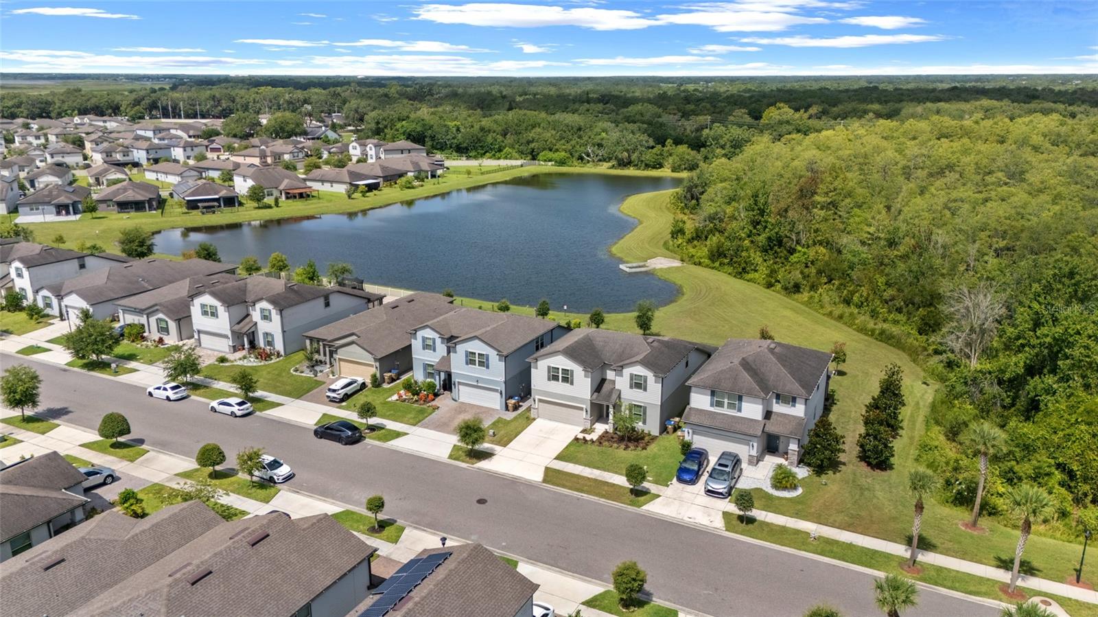 2880 E LAKE POINTE DR