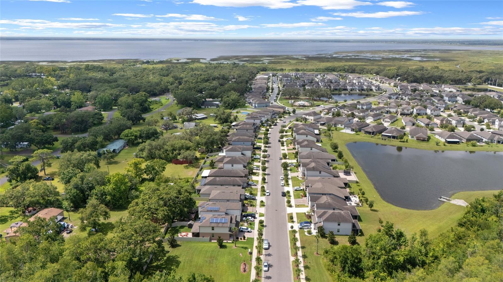 2880 E LAKE POINTE DR