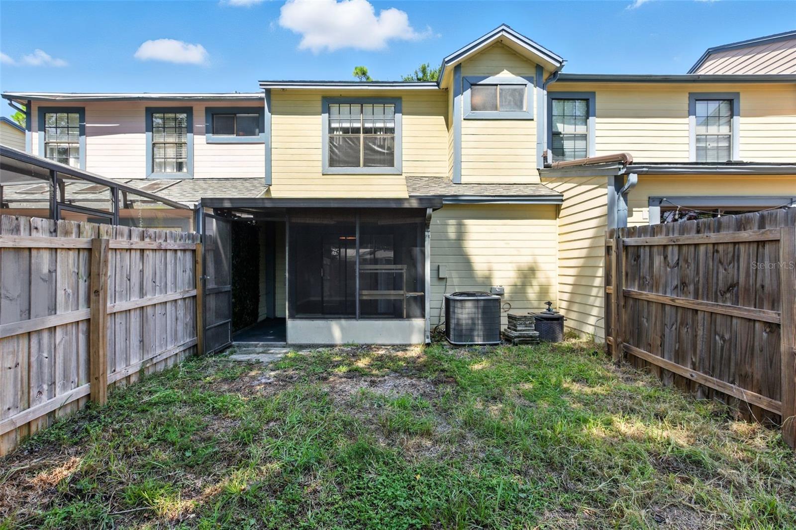 2992 LOWELL CT