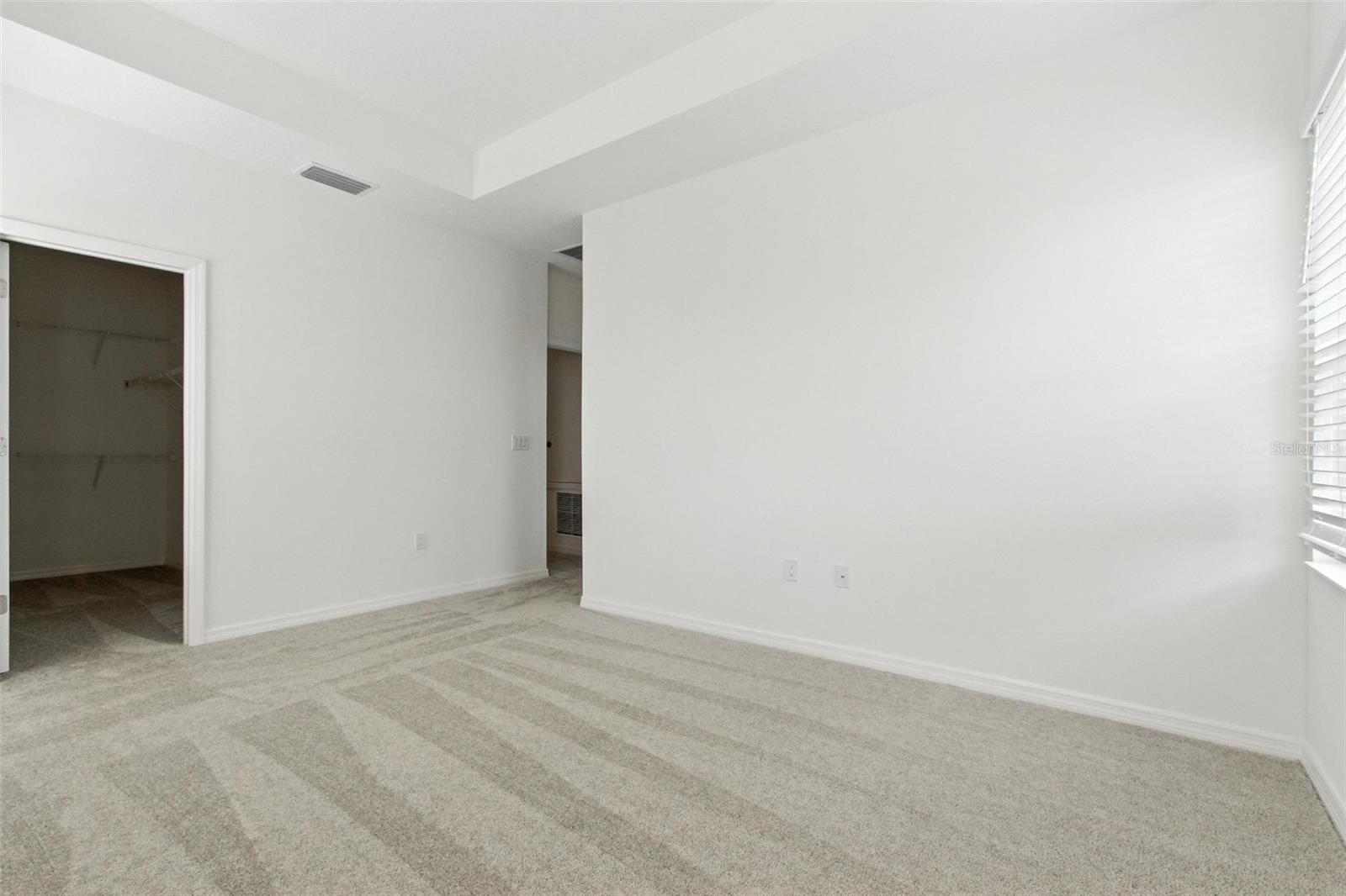 1255 STOCKWELL AVE
