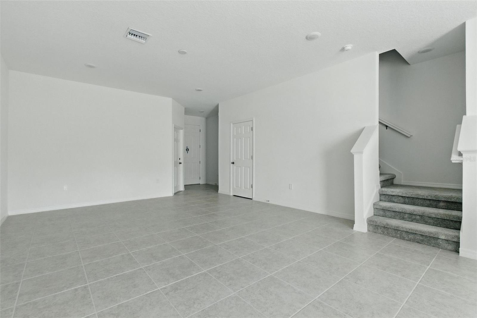 1263 STOCKWELL AVE