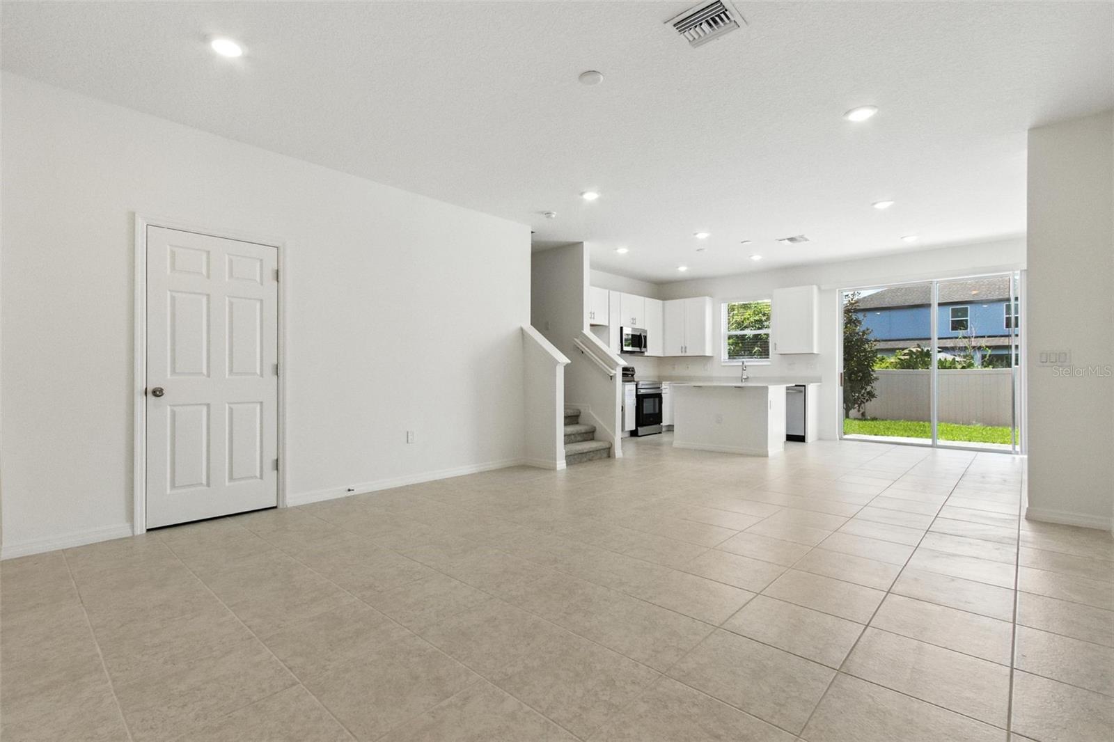 1263 STOCKWELL AVE