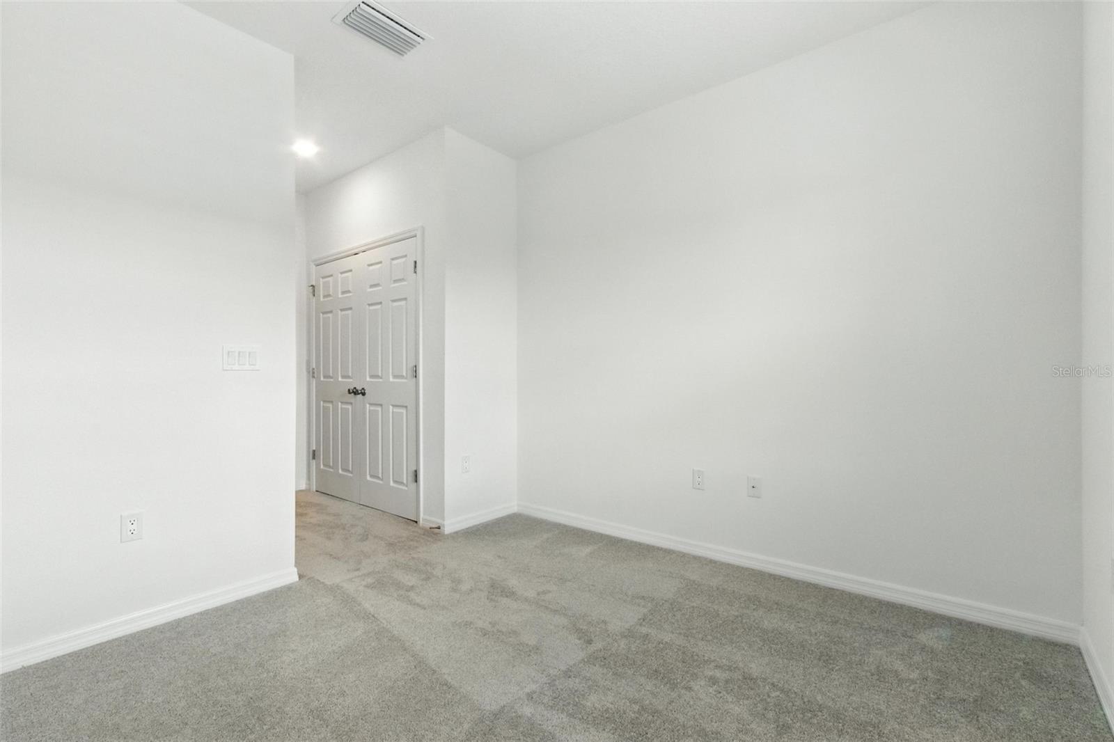 1263 STOCKWELL AVE