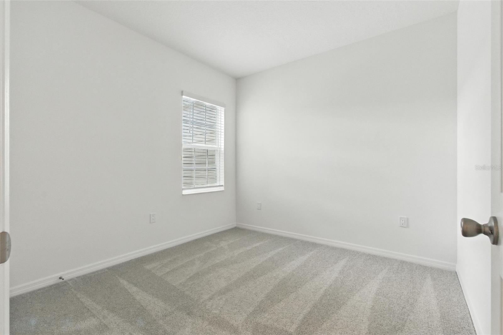 1263 STOCKWELL AVE