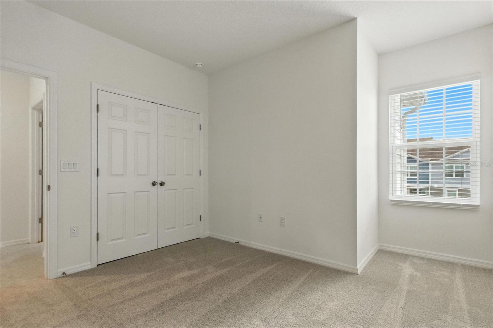 1267 STOCKWELL AVE