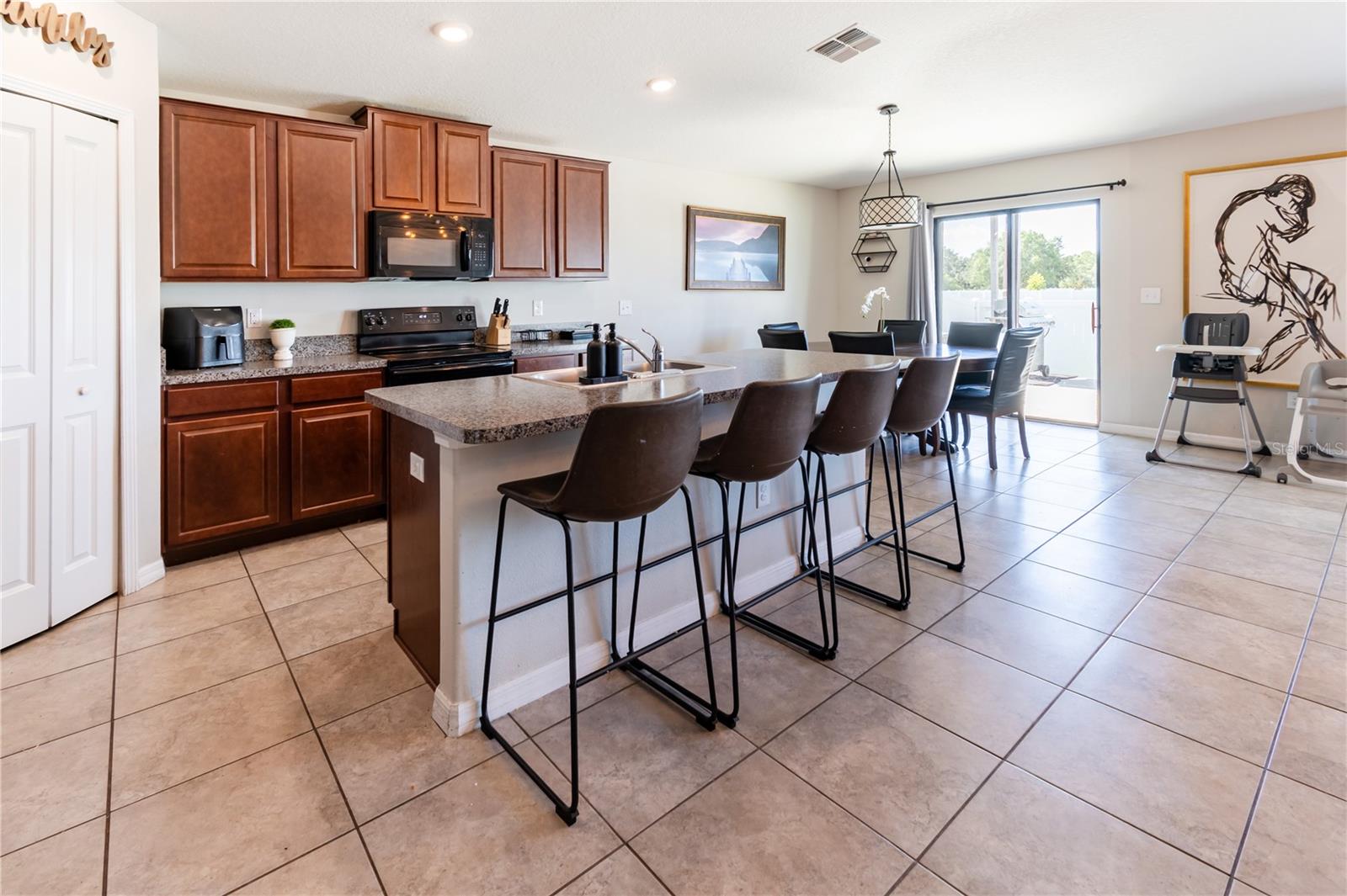 10160 CARLOWAY HILLS DR