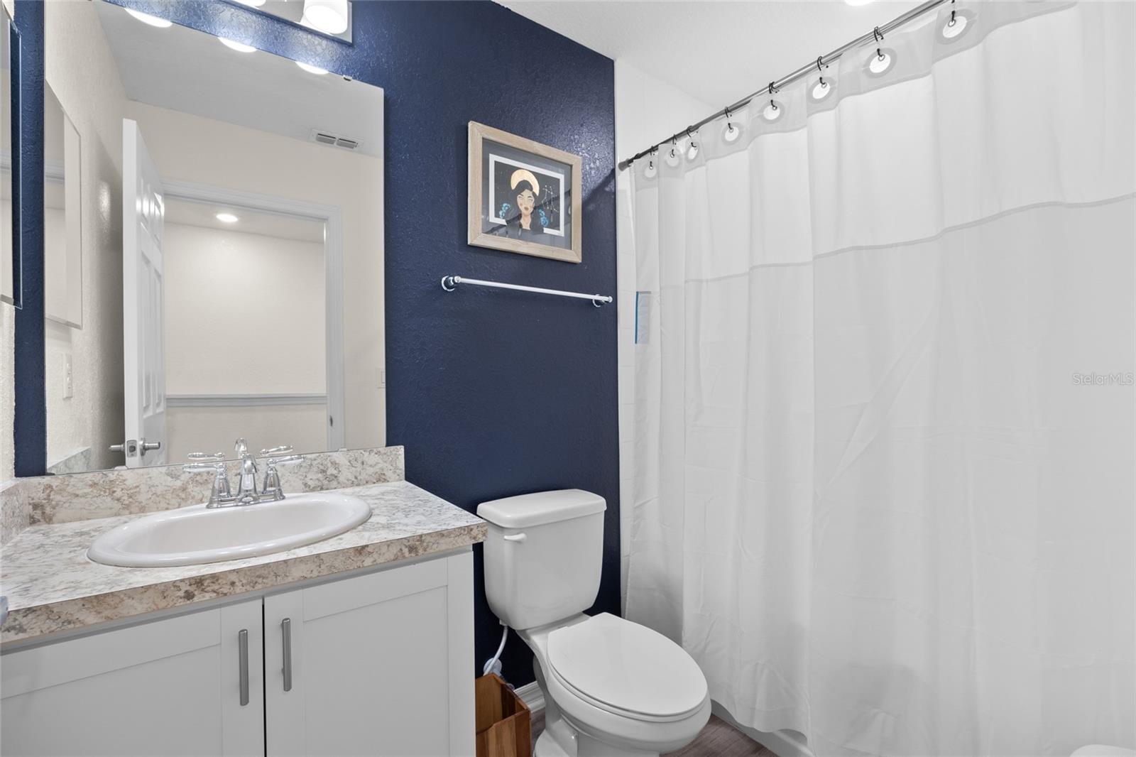 3084 FIELDWOOD CIR