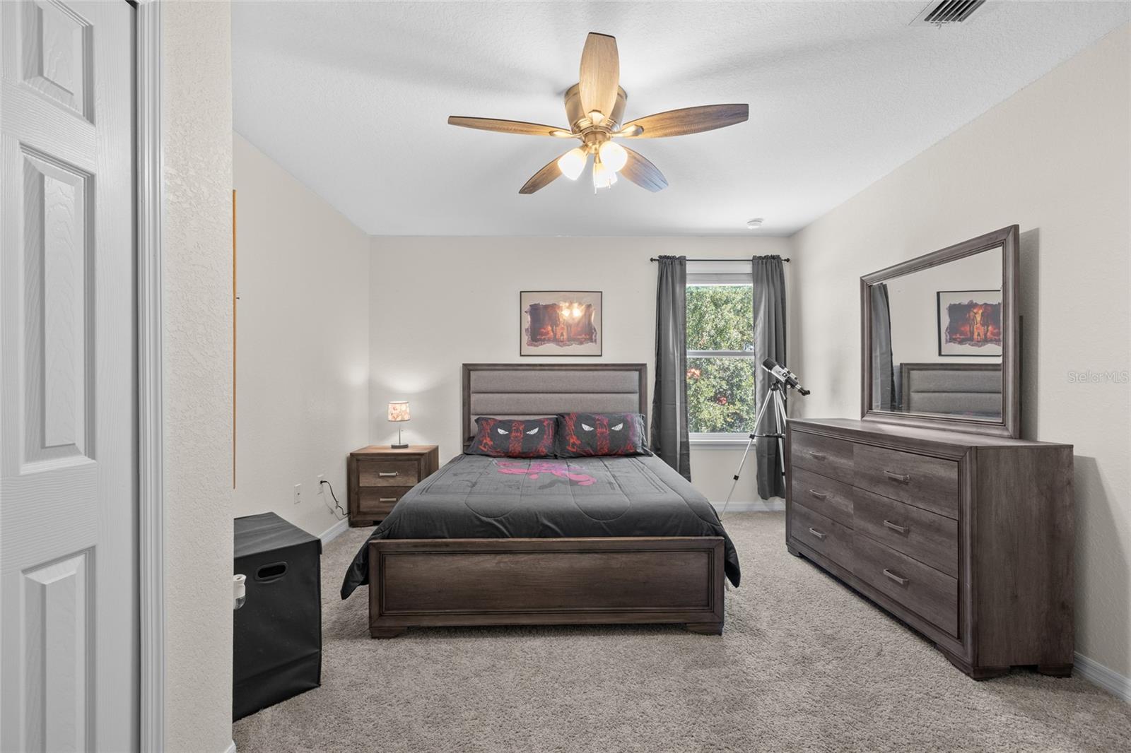3084 FIELDWOOD CIR