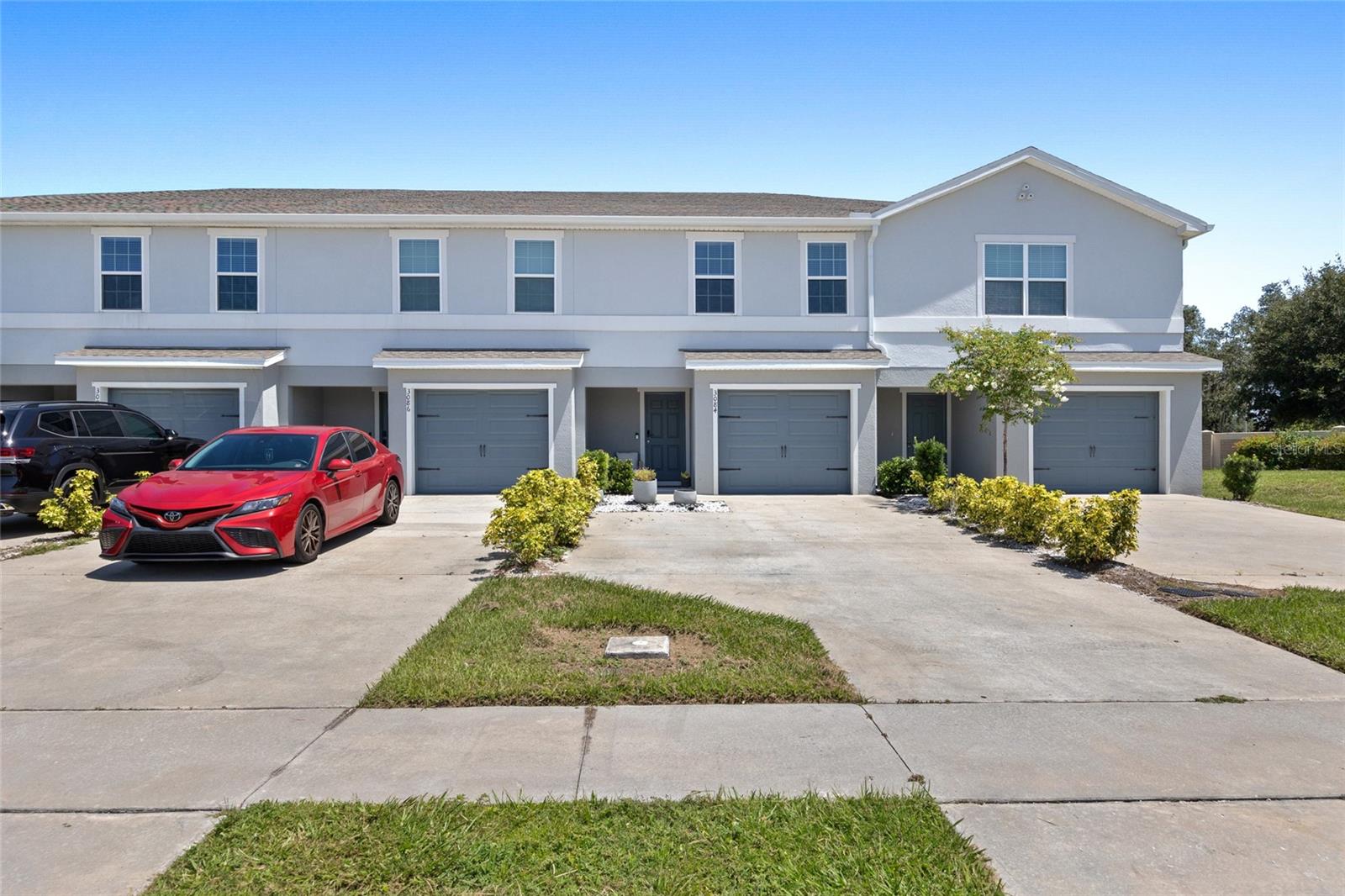 3084 FIELDWOOD CIR