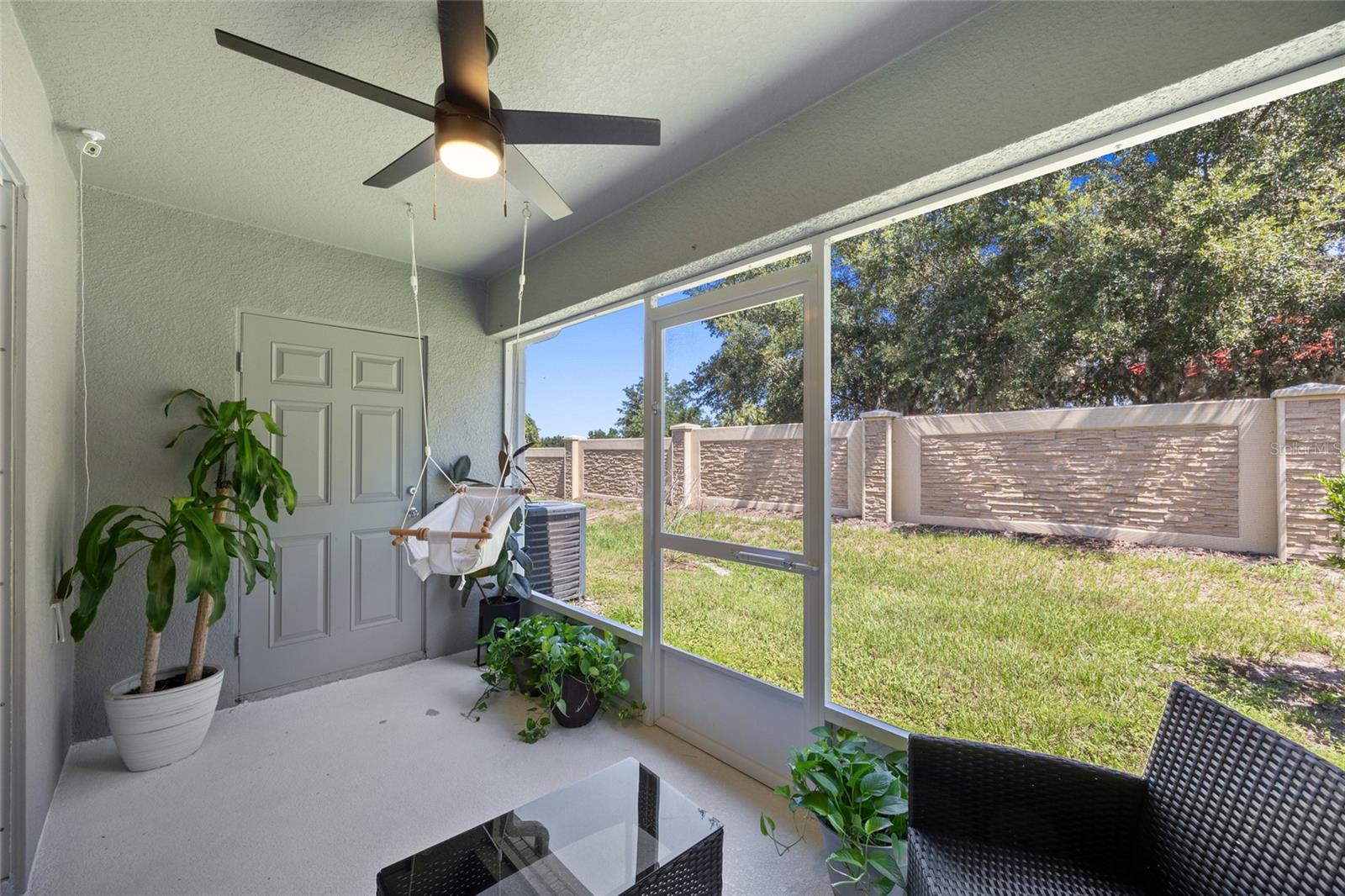 3084 FIELDWOOD CIR