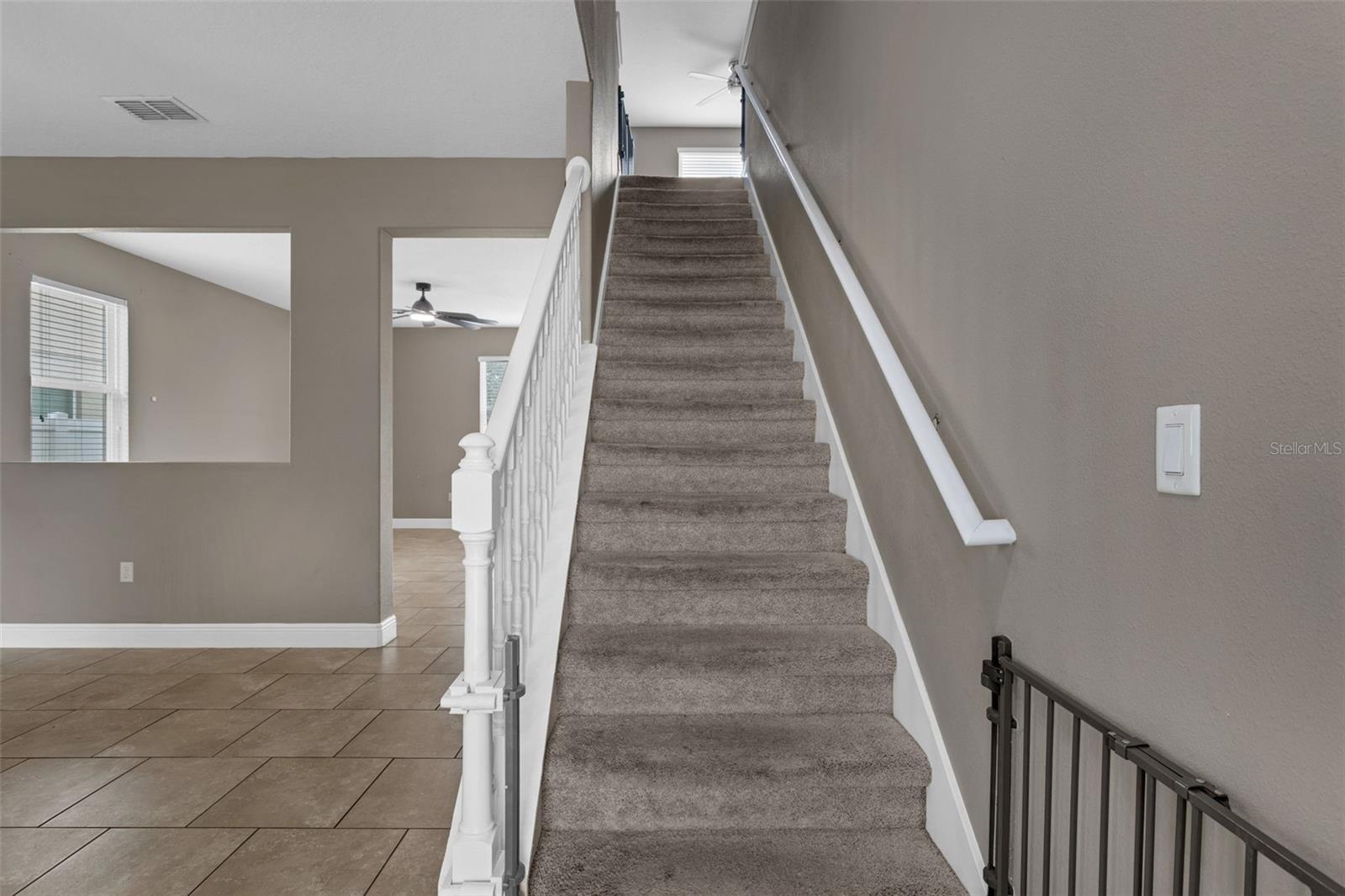 628 NEPTUNE DR