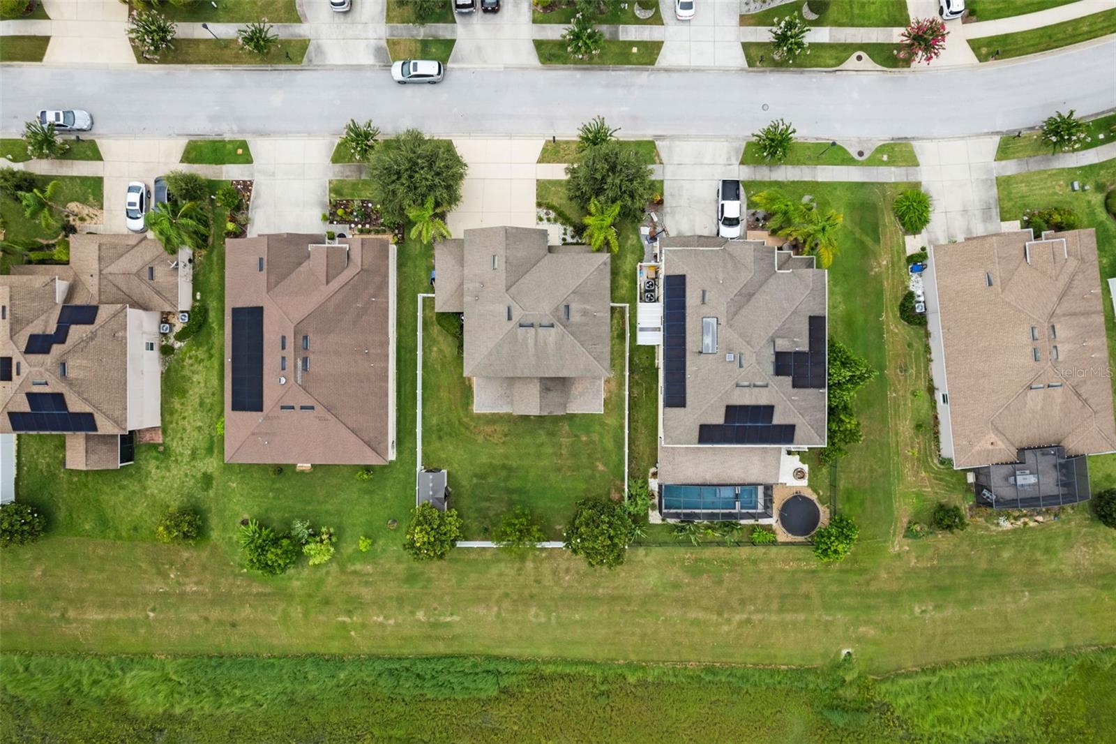 628 NEPTUNE DR