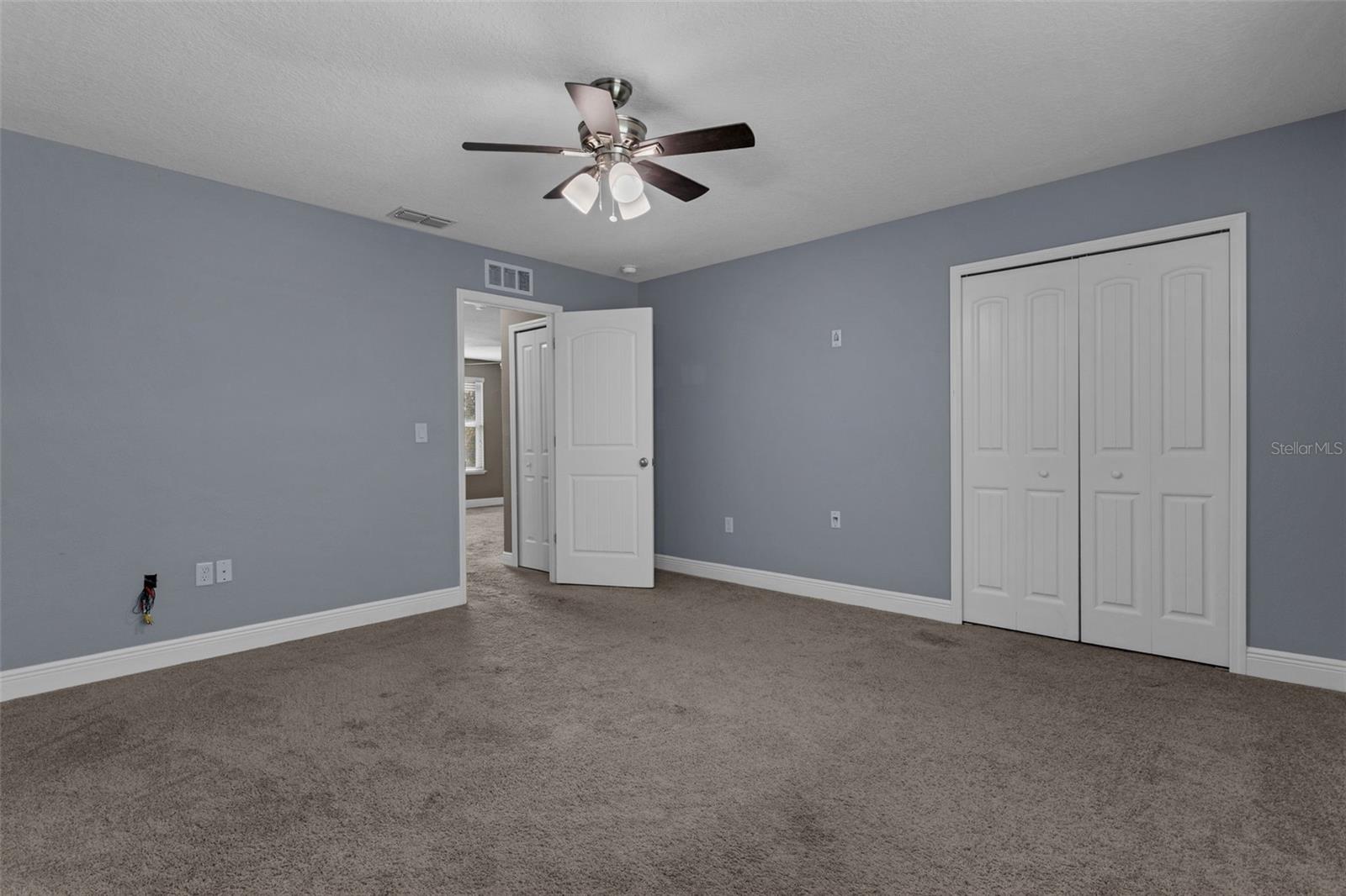 628 NEPTUNE DR