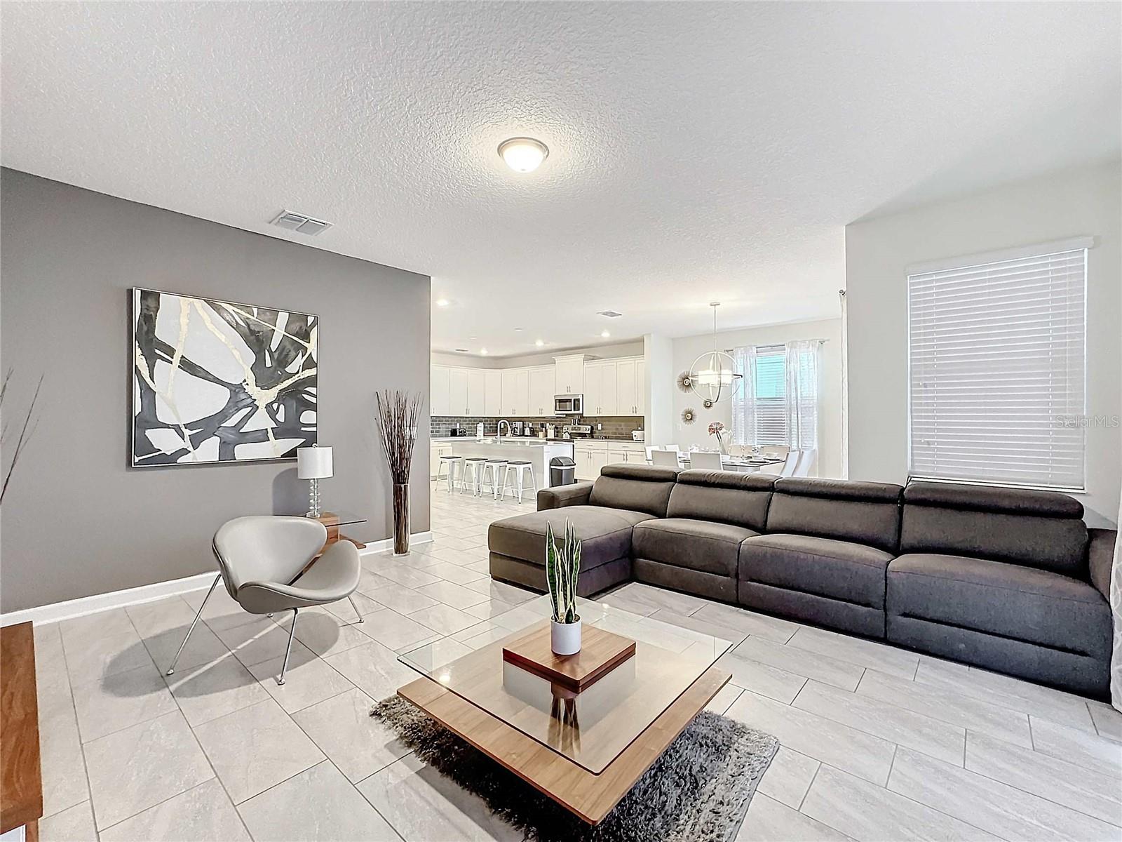 1589 FLANGE DR