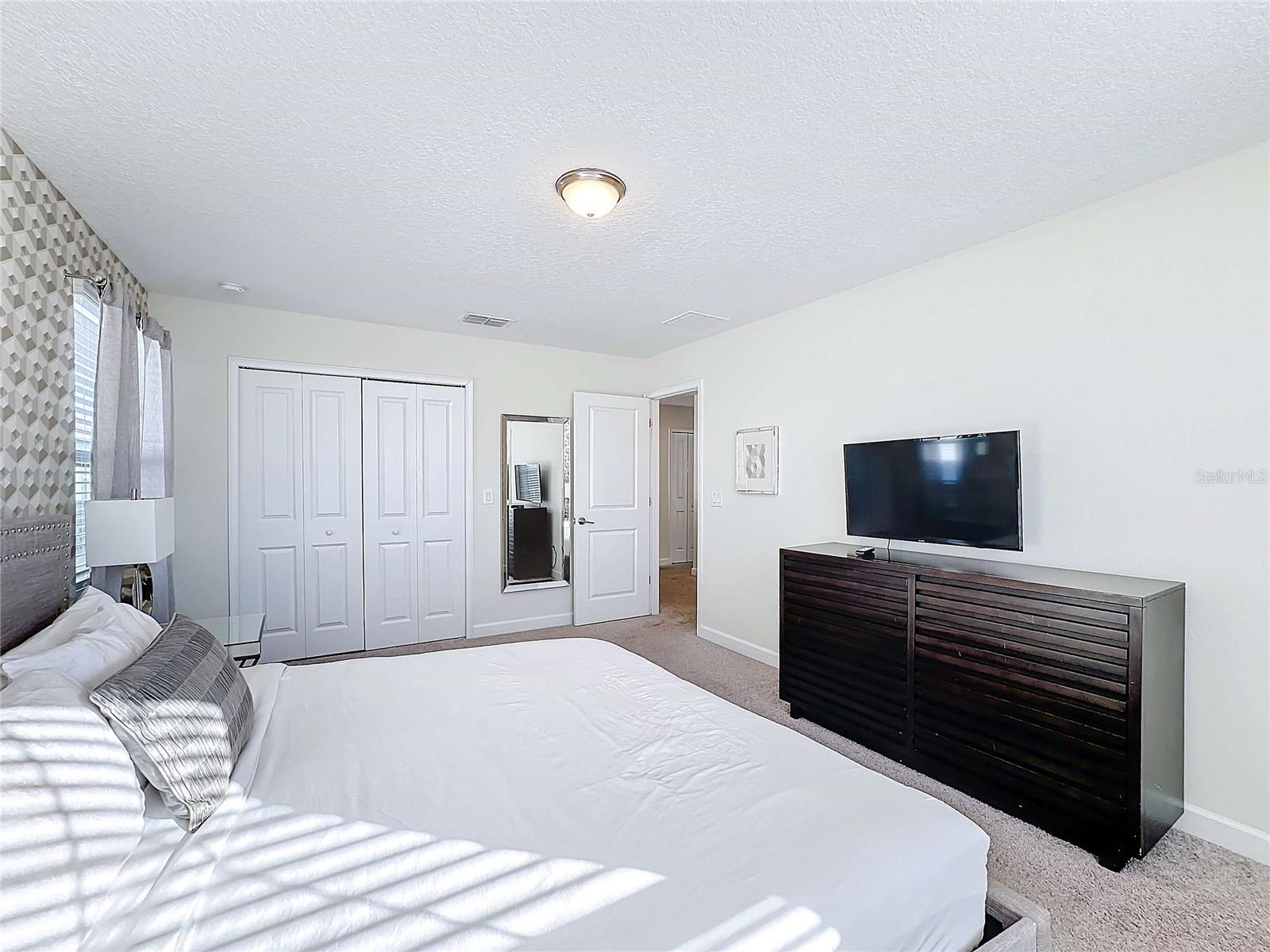 1589 FLANGE DR