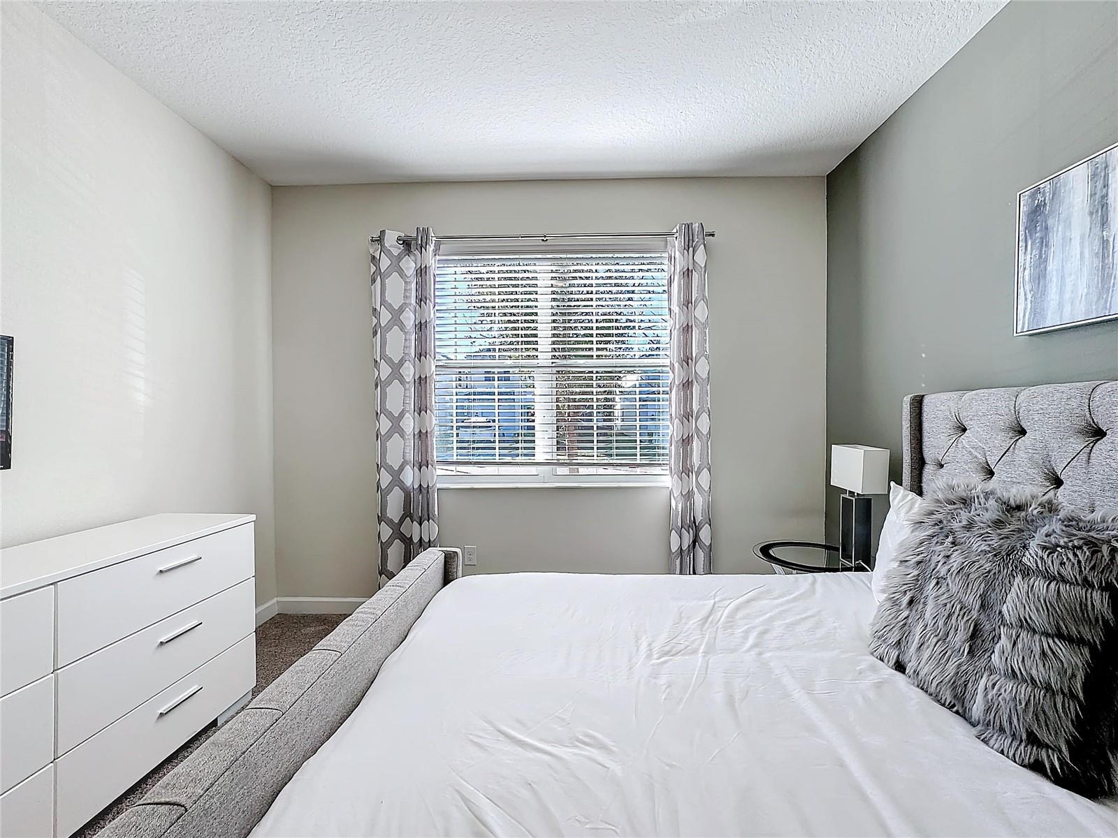 1589 FLANGE DR