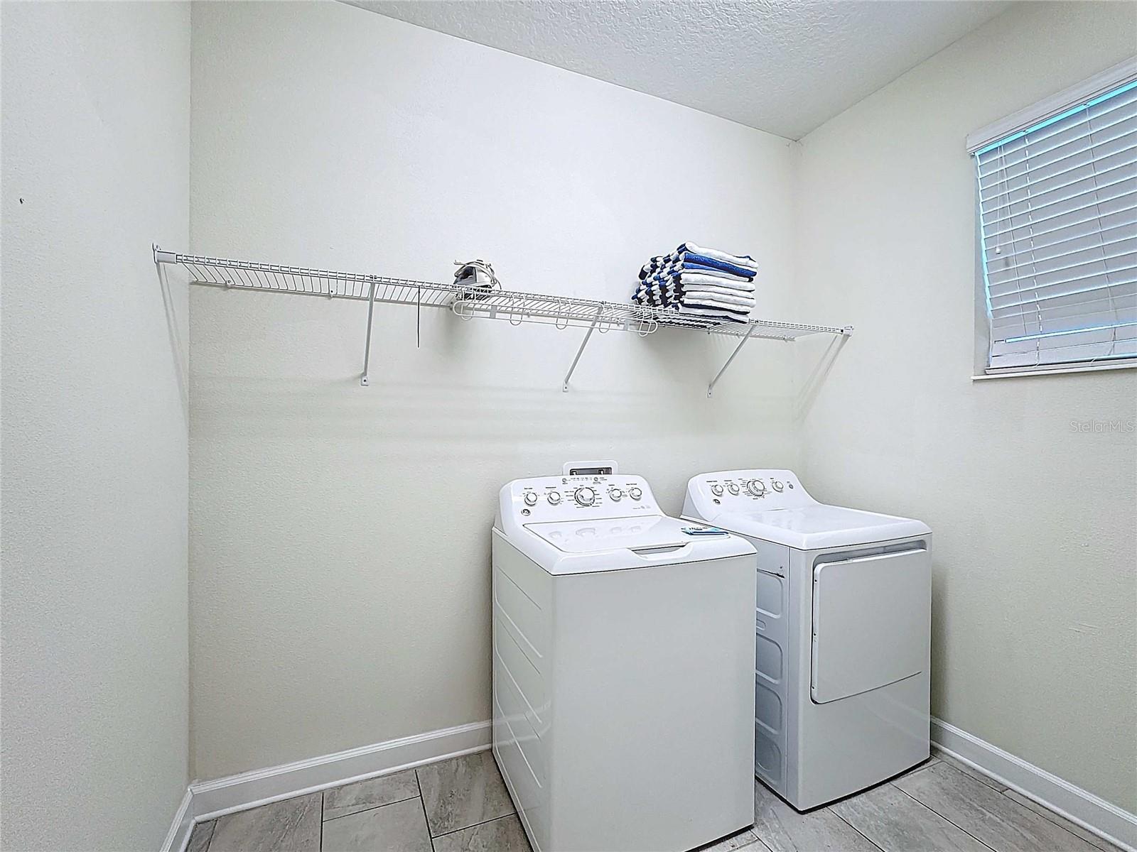 1589 FLANGE DR