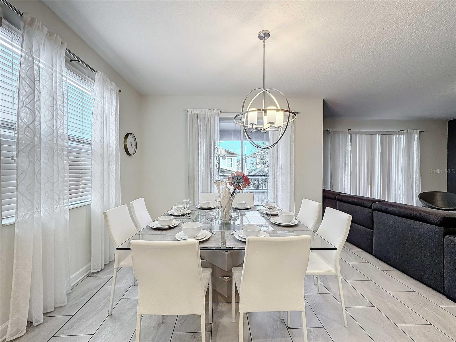 1589 FLANGE DR