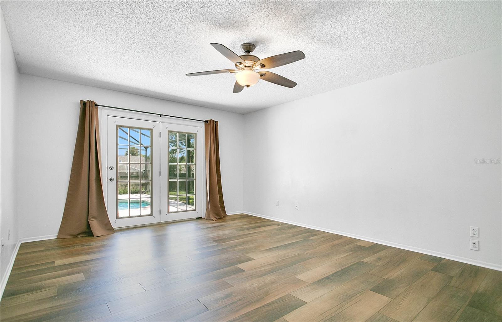 3063 RIVIERA BAY CT